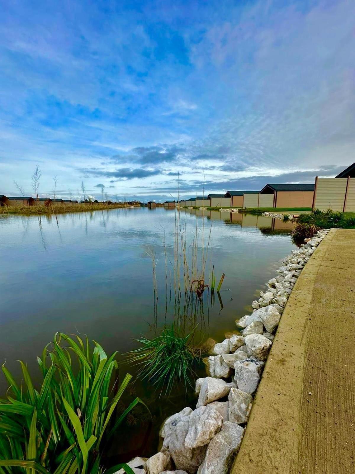 בוסטון Lakeside Fishing Retreats חדר תמונה