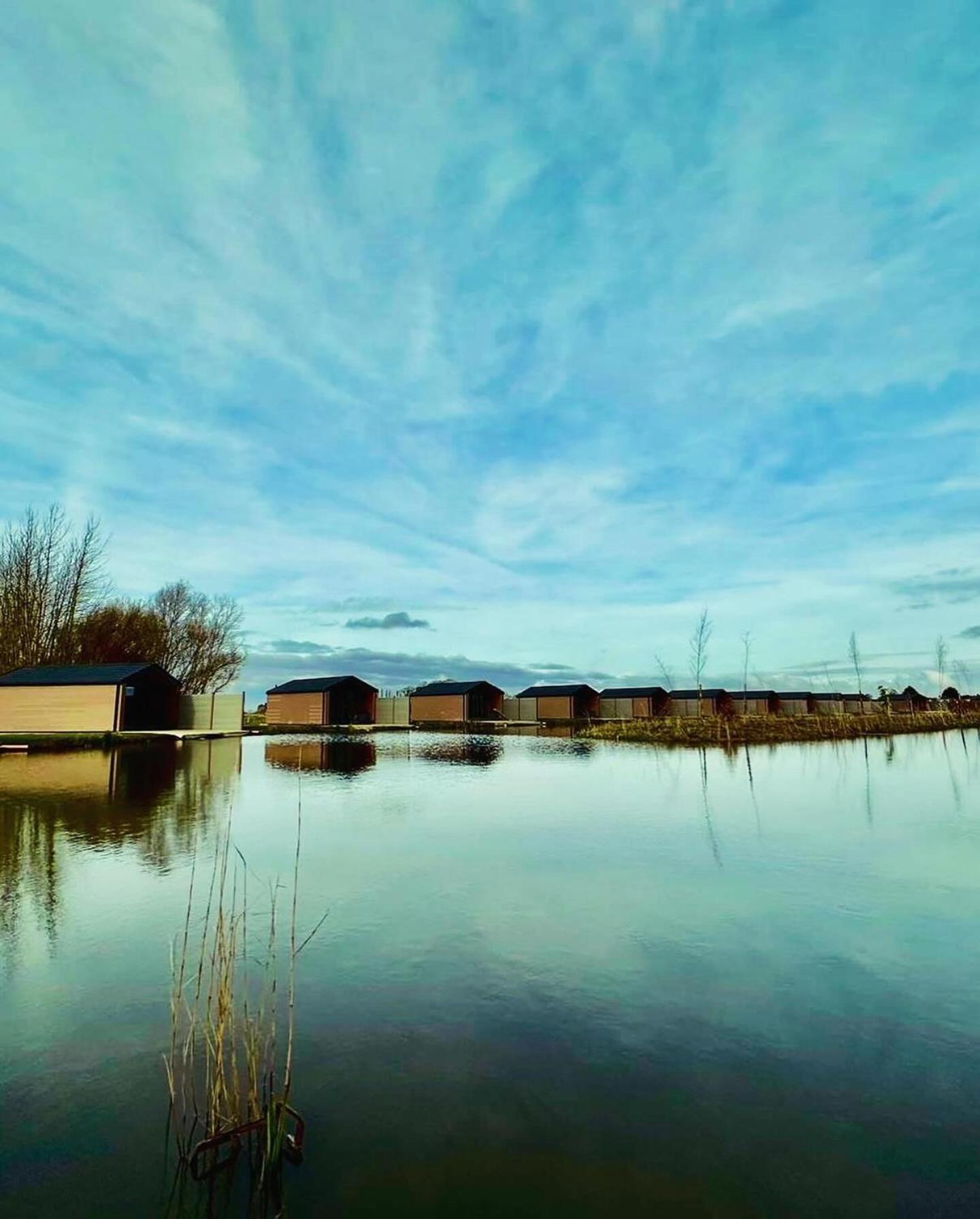 בוסטון Lakeside Fishing Retreats חדר תמונה