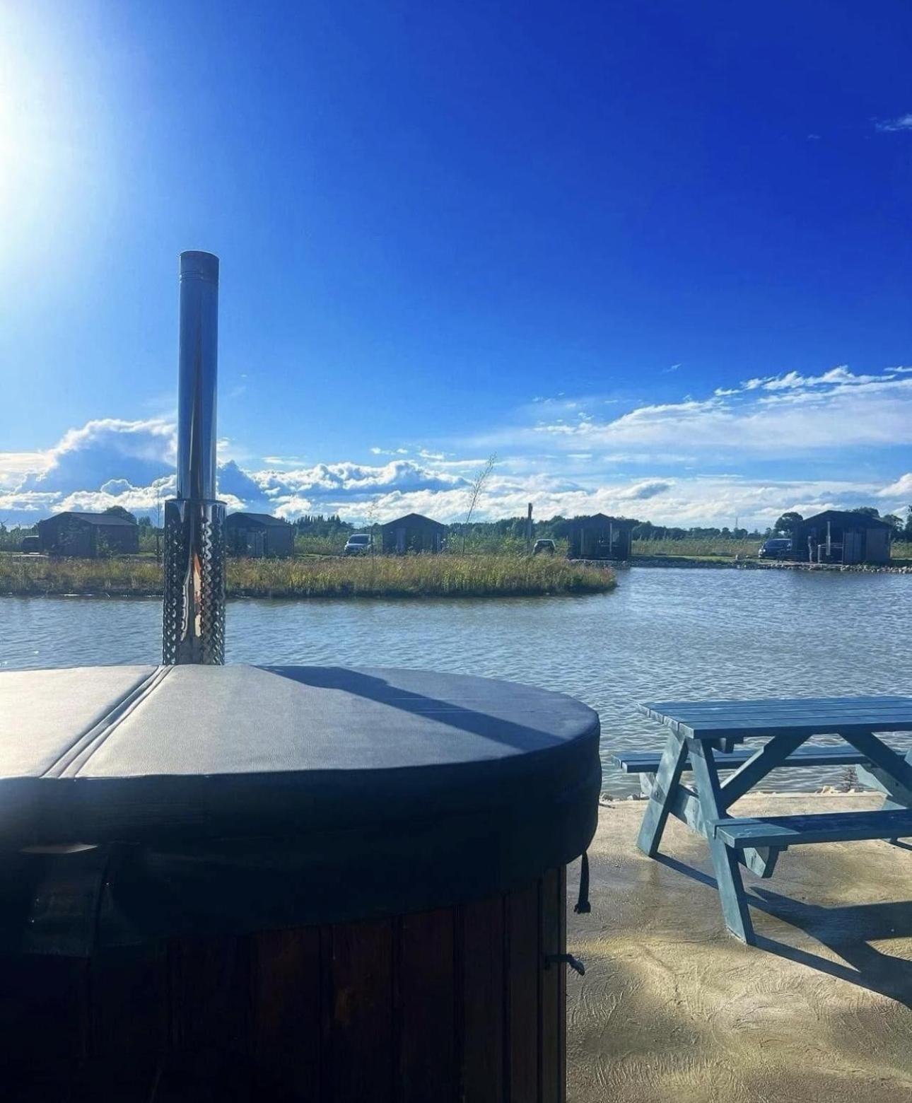 בוסטון Lakeside Fishing Retreats חדר תמונה